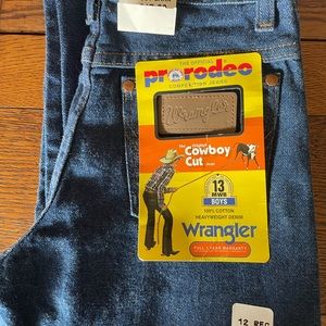Boys wranglers jeans cowboy cut size 12